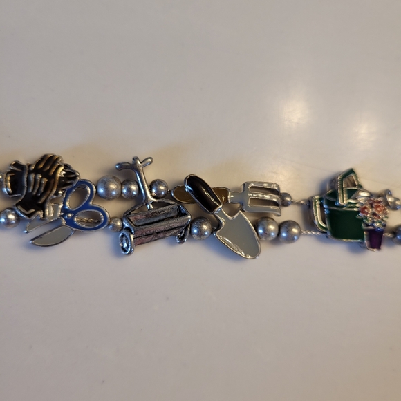 Vintage Silver-tone Gardening Themed Slide Charm Bracelet - Picture 7 of 12